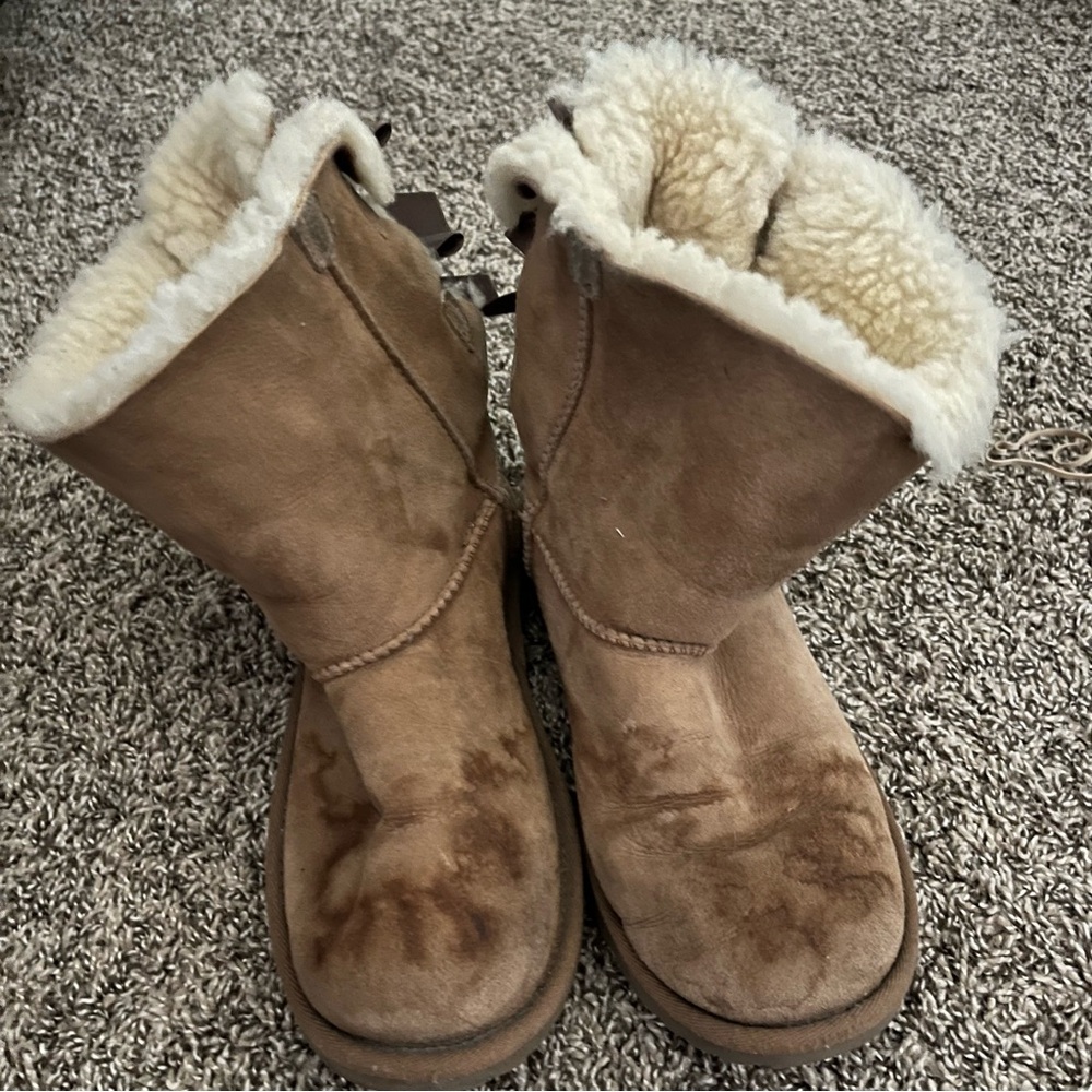 UGG Woman’s Y2K Boots - Picture 2 of 6